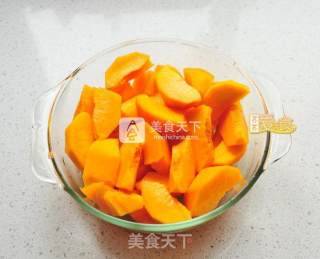 最难忘的儿时甜蜜滋味——冰糖黄桃的做法步骤：3