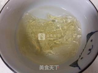 火龙果慕斯的做法步骤：3