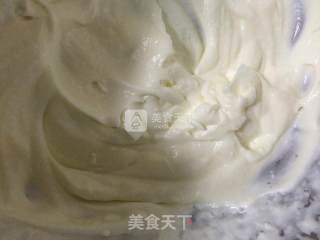 火龙果慕斯的做法步骤：5