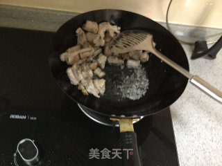 烤麸焖排骨的做法步骤：2