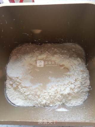 北海道吐司的做法步骤：1