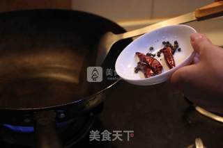 妙用火锅底料做干锅的做法