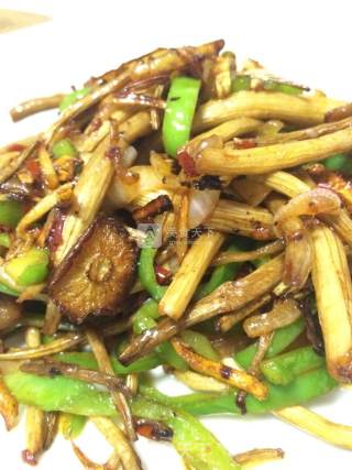 干煸茶树菇的做法步骤：10