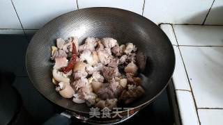 红烧猪蹄的做法步骤：4