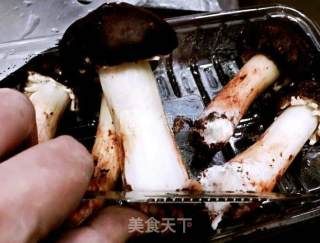 姬松茸杂菌鸡汤的做法步骤：4