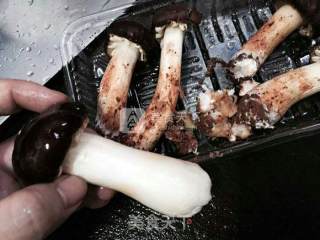 姬松茸杂菌鸡汤的做法步骤：5