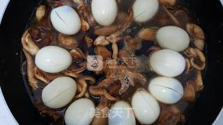 望潮五花肉炖蛋的做法步骤：8