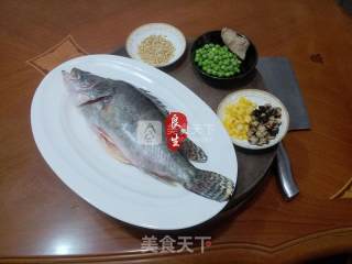 名家名菜—松鼠鳜鱼的做法步骤：1