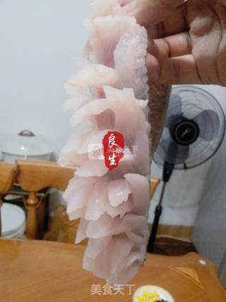 名家名菜—松鼠鳜鱼的做法步骤：8