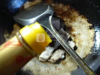 黑木耳排骨炒莲藕的做法步骤：4