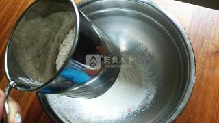 甜到忧伤的奶油杯子蛋糕的做法步骤：2