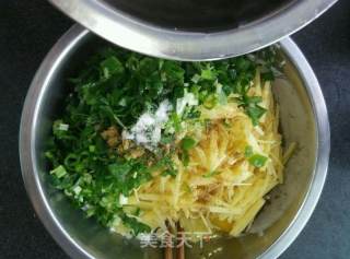土豆鸡蛋饼的做法步骤：5