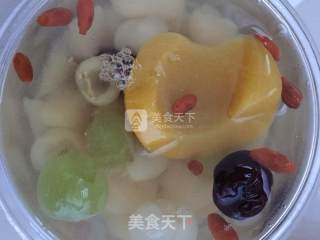 冰糖雪梨升级版的做法步骤：1