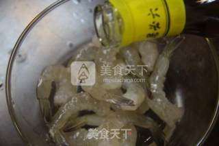 可爱的土豆君来袭——土豆虾球的做法步骤：4
