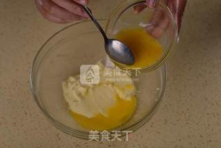 香醇回味---朗姆橙皮蛋糕的做法步骤：3