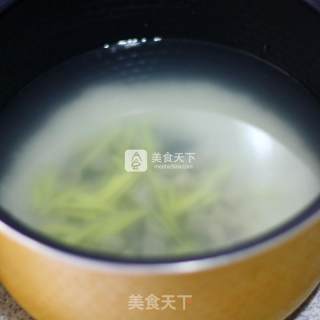 谁会介意鲜上加鲜----干贝鲜虾粥的做法步骤：4