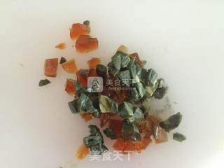 皮蛋火腿豆苗汤的做法步骤：3