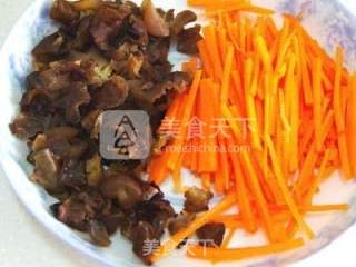 鱼香肉丝（私藏版）的做法步骤：2