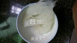 冰糖燕窝的做法步骤：2