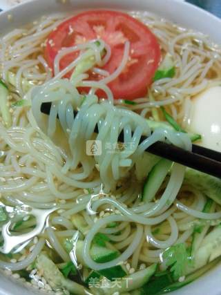 冷面的做法步骤：1
