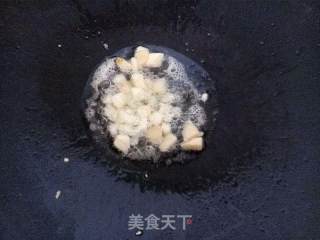 尖椒肥肠的做法步骤：3