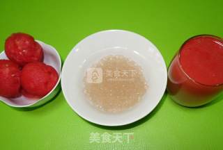 西瓜西米露的做法步骤：1