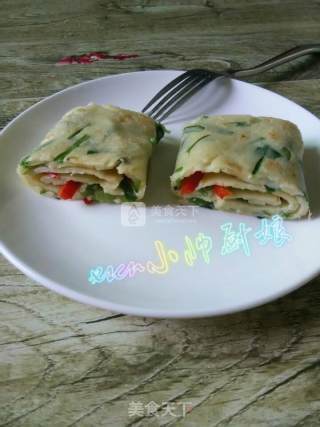 双椒韭菜蛋披萨餠，卷披萨的做法步骤：6