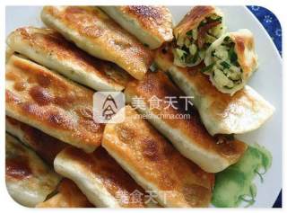 韭菜素锅贴的做法步骤：9