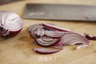素炒饼配老干妈的做法步骤：2