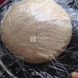 葱花火腿小花卷的做法步骤：4