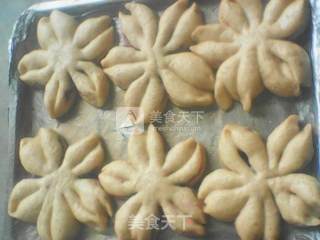 五角花面包的做法步骤：12