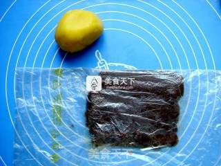 糖霜蕾丝饼干（蕾丝比基尼，七夕主题，老鼠爱大米，随心涂鸦）的做法步骤：5