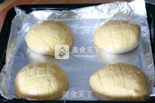 香甜柔软菠萝包的做法步骤：6