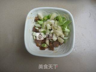 手撕包菜的做法步骤：2