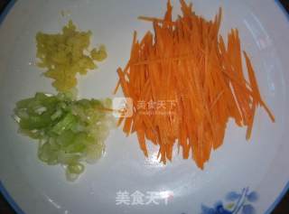 青椒肉丝的做法步骤：3