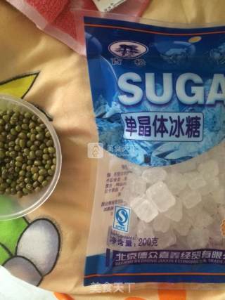 炎夏绿豆汤的做法步骤：1