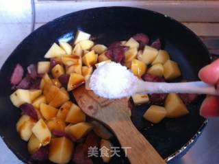 土豆腊肠焖饭的做法步骤：9