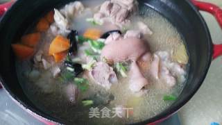 清炖猪脚汤的做法步骤：8