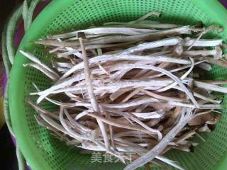 干锅茶树菇的做法步骤：2