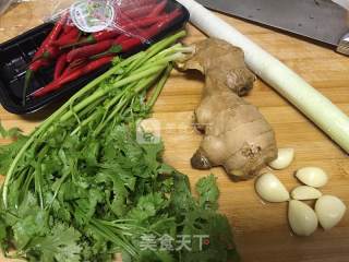 香辣炒花蚬子的做法步骤：2