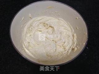 无以伦比的酥香——花朵曲奇的做法步骤：2