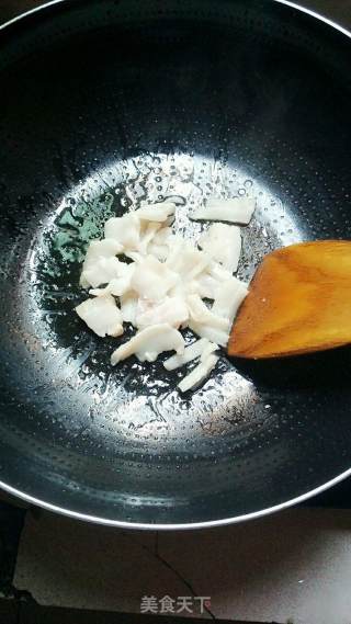 蕨菜豆干炒肉丝的做法步骤：2