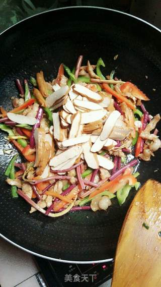 蕨菜豆干炒肉丝的做法步骤：6