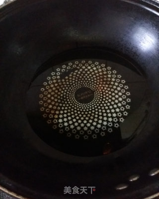 孜然虾的做法步骤：1