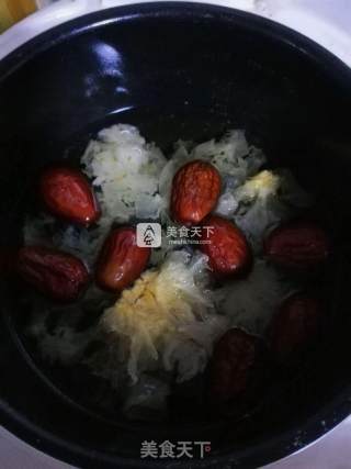 红枣银耳露的做法步骤：1