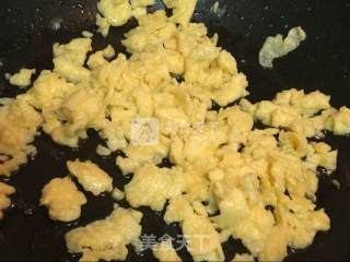 粉丝韭菜鸡蛋盒子的做法步骤：3