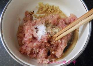 煎酿丝瓜盒的做法步骤：2