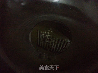 香煎小河鱼，煎鱼不粘不散有窍门的做法步骤：5