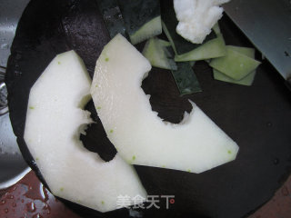 香菇冬瓜肉丸汤的做法步骤：2