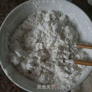 一口一个圆嘟嘟白胖子———芝麻馅糯米糍的做法步骤：1